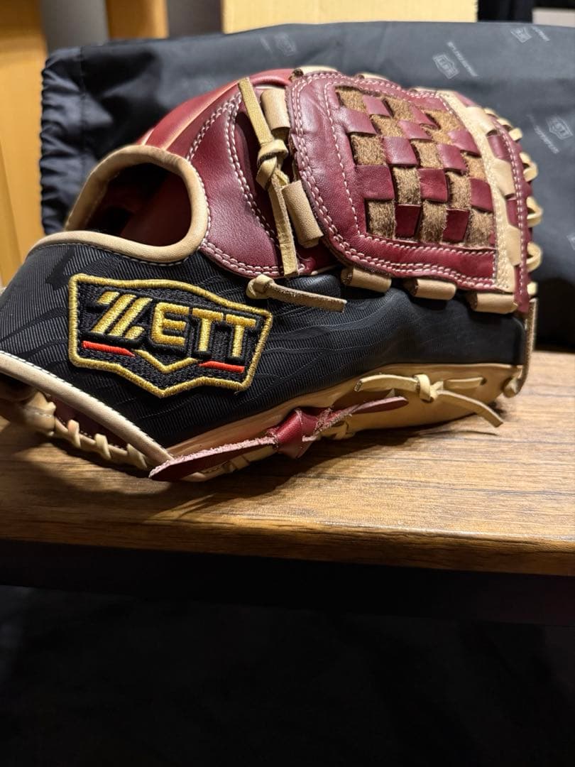 ZETT ゼット　プロステイタス　軟式　源田モデル