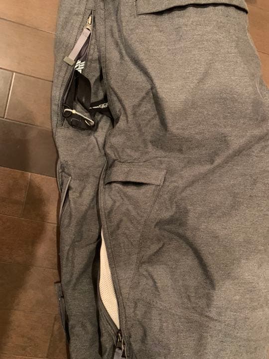 686 SIX EIGHT SIX スノーボード　ウェア　パンツ　グレー　灰色