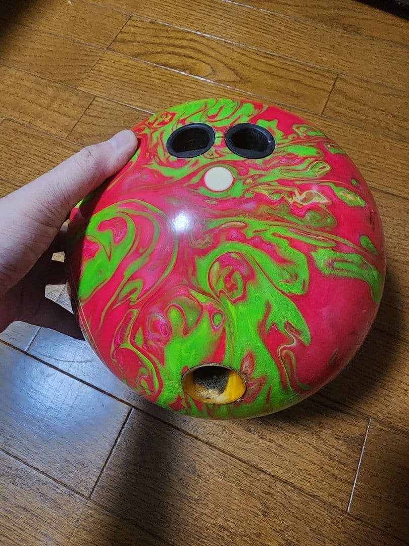 DV8 OUTCAST ボウリングボール ピンクグリーン 15p