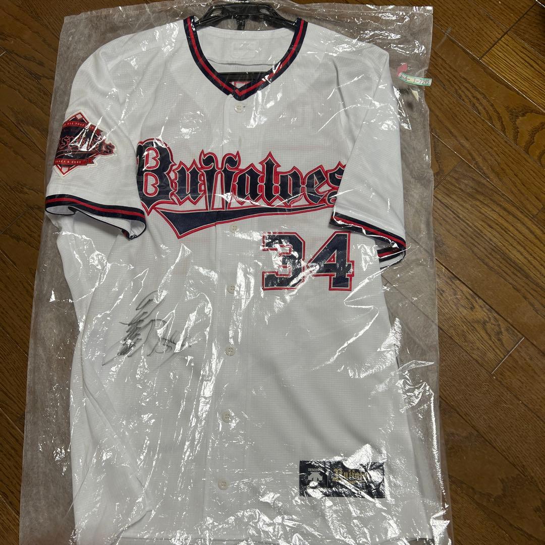 Buffaloesオーセンティックユニフォーム 2019サード 吉田正尚