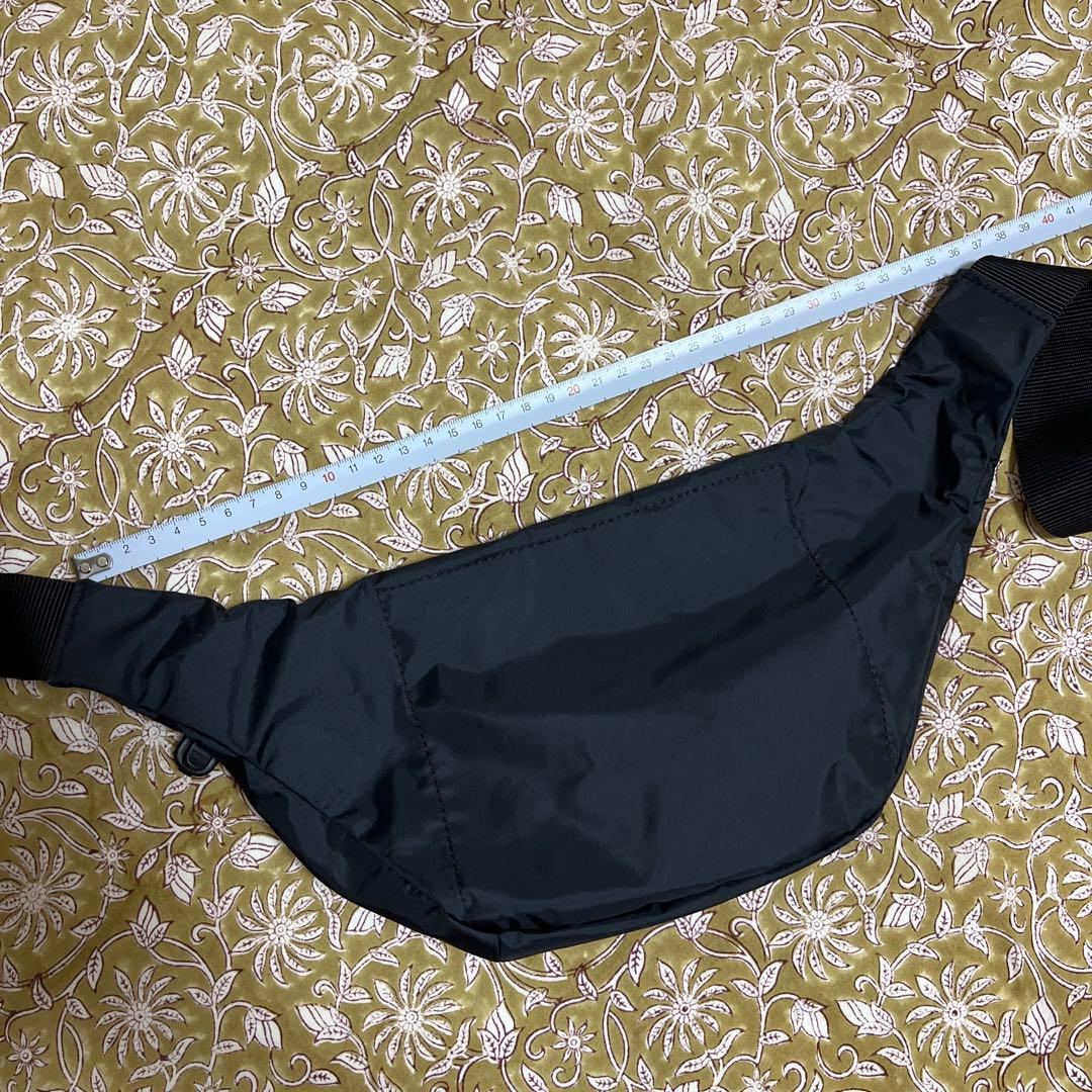 agnis b. アニエスベー　ボディバッグ　ウエストポーチ　ユニセックス