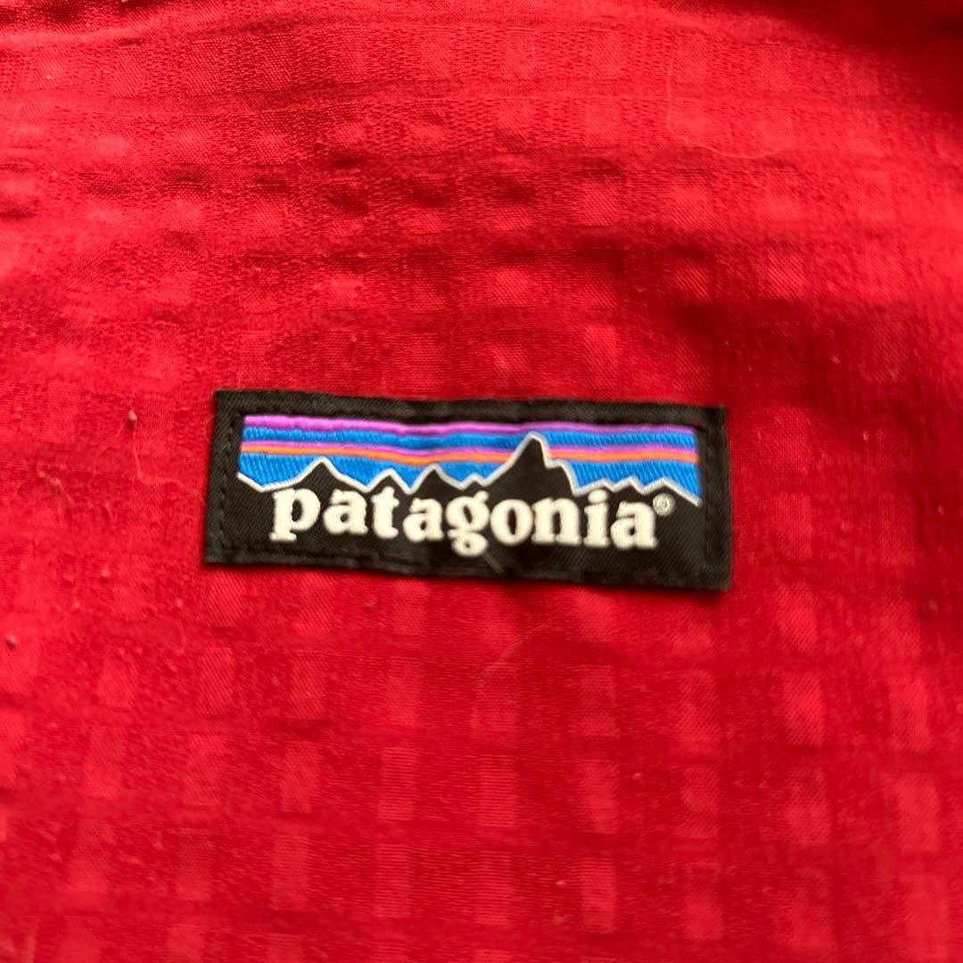 パタゴニア　Patagonia メンズ・R1テックフェイス・フーディ　Mサイズ