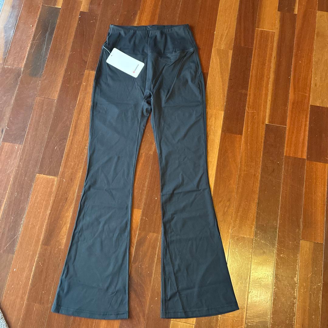 ルルレモンlululemon ブラック フレア ヨガパンツ ハイウエスト 6