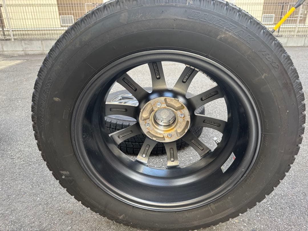 アクア　スタッドレスタイヤ③　15インチホイールセット　175/65R15