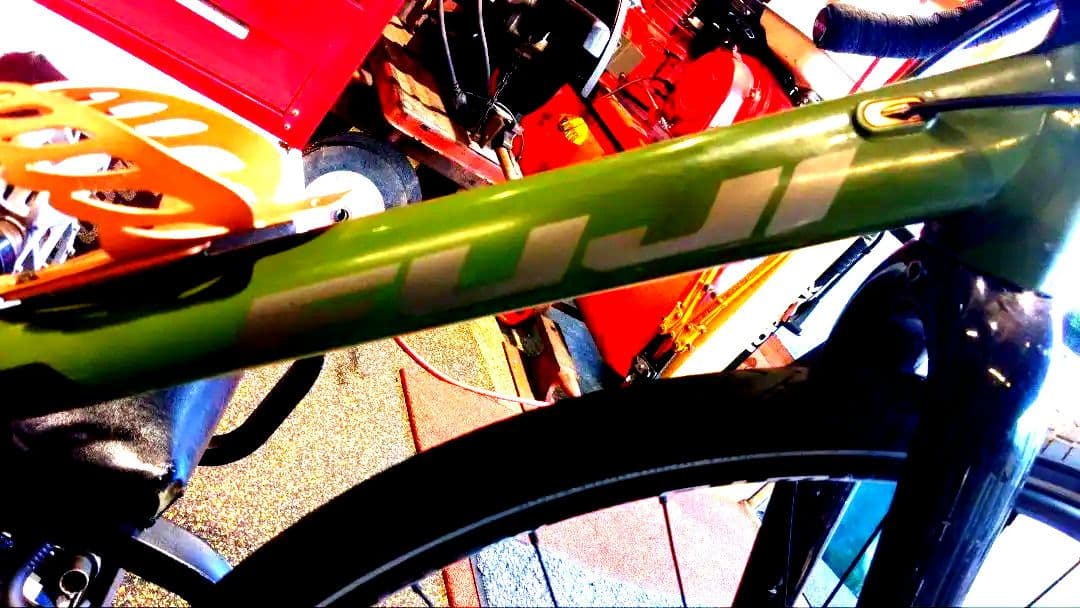 北海道　札幌　FUJI グラベルロード　ジャリ　52サイズ　発送可能