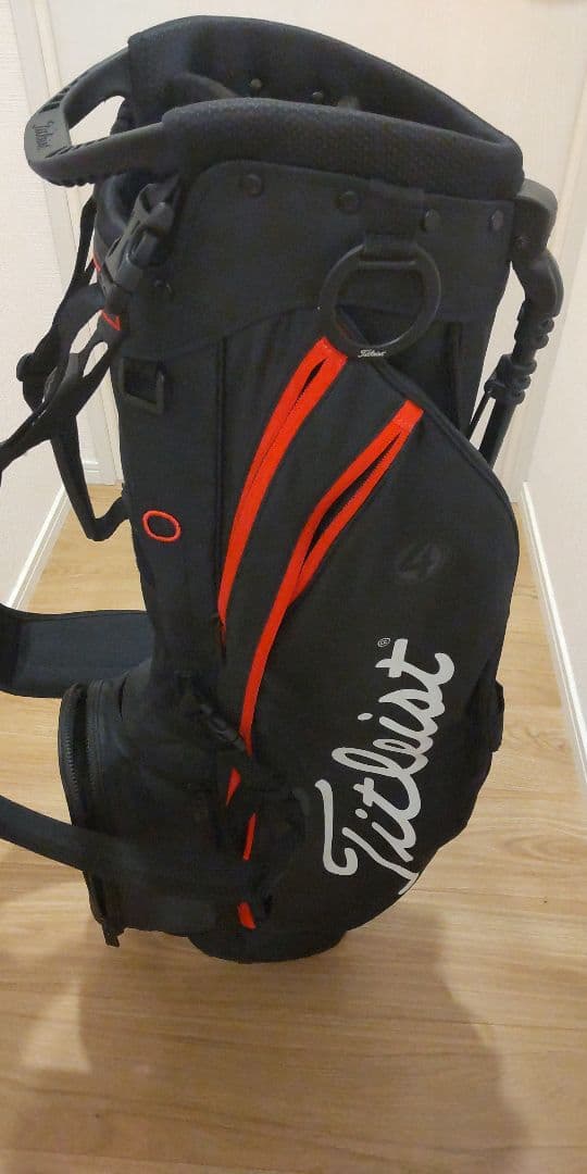 【美品】 Titleist Players4 キャディバッグ　8.5インチ　軽量