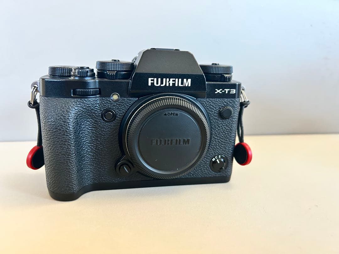 値下げ　FUJIFILM X-T3 ミラーレスカメラ 純正バッテリー2個