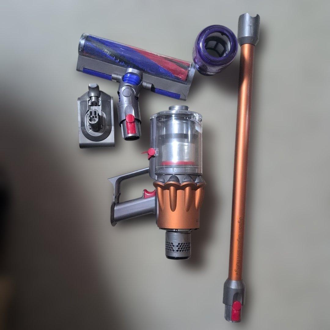 dyson ダイソン デジタルスリム フラフィ掃除機 SV18 動作良好！