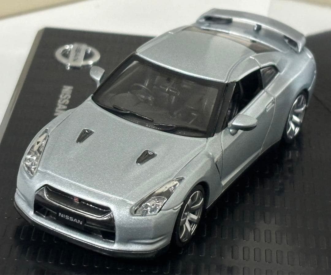 日産/スカイライン/50周年/限定/ミニカー/GT-R/シルバー/R35/純正
