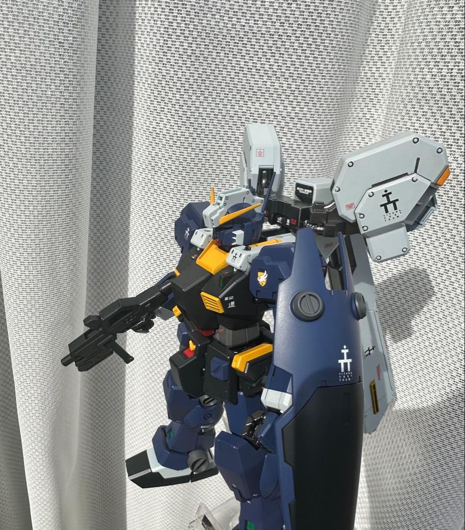 プレミアムバンダイ限定MGガンダムTR-1ヘイルズ2号機アーリータイプ全塗装品