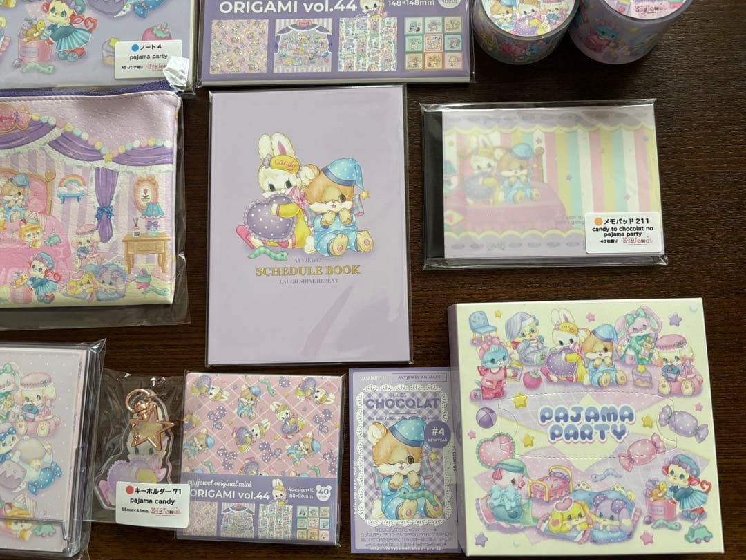 ayyjewel HAPPY BOX 2025 パジャマパーティ