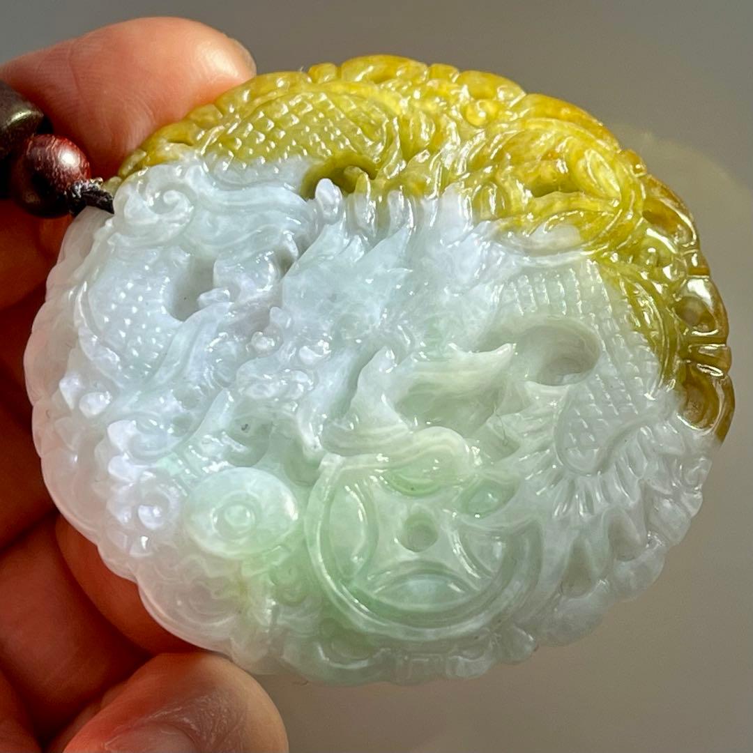 鑑別付 翡翠 硬玉 ジェダイト A 龍神 招財 彫刻 ペンダント 金運 財運