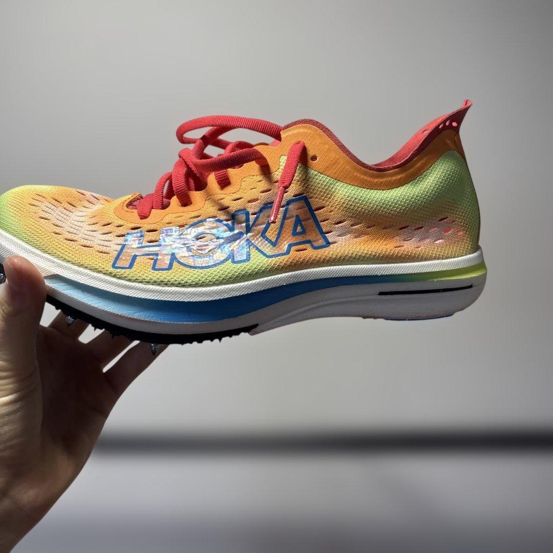 ホカ オネオネ CIELO FLYX（シエロ フライX）