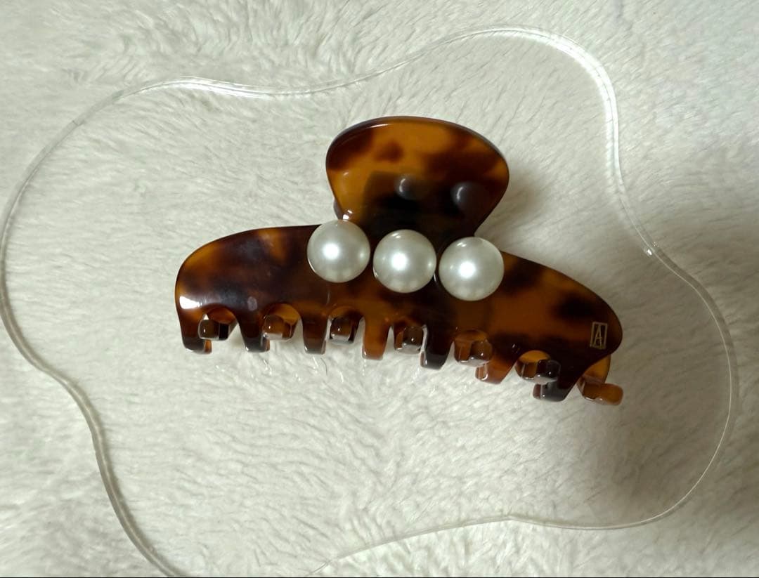 アレクサンドルドゥパリ エカイユ Mクリップ パール