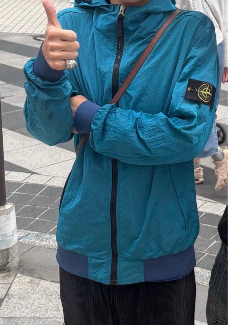 STONE  フード付きナイロンジャケット