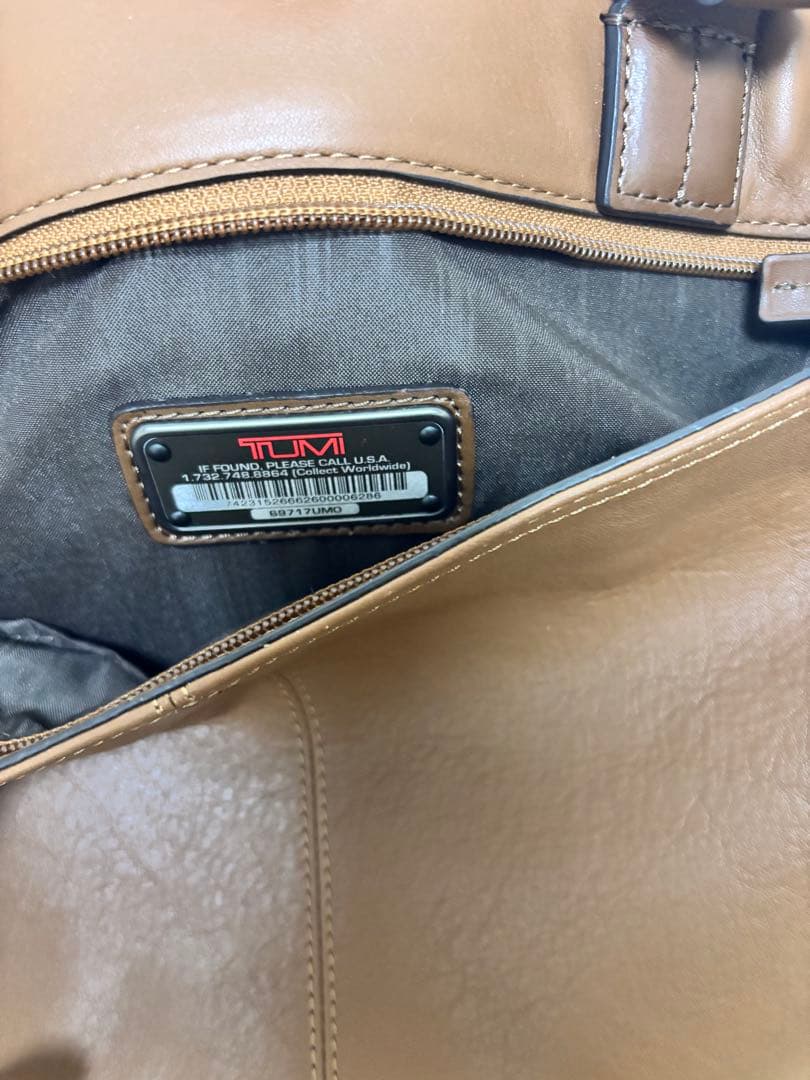 TUMI ブラウンレザー ビジネスバック　メンズ　トゥミ