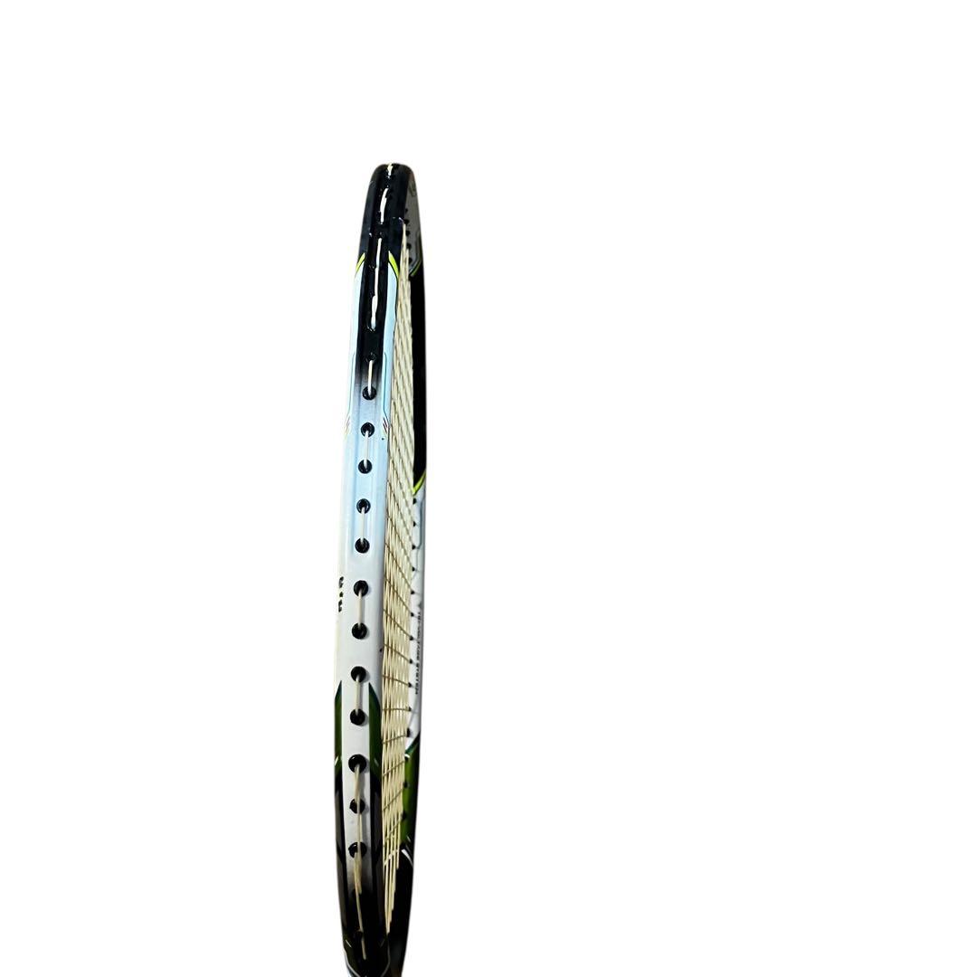 VOLTRIC Z FORCE バドミントンラケット ホワイト/グリーン