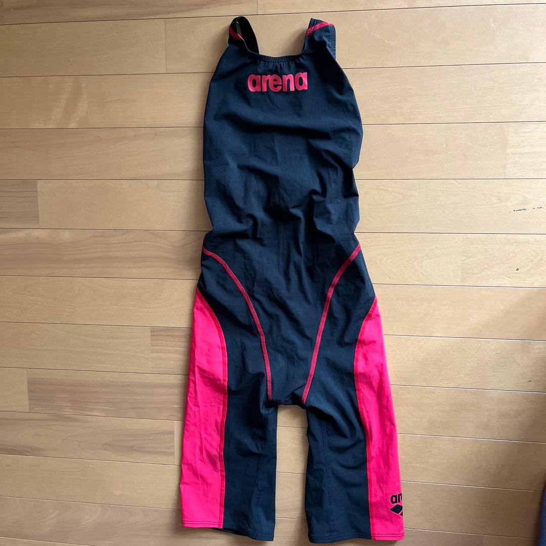 アリーナ　FINAマーク　大会用高速水着　Ｍ