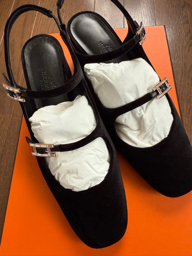 エルメス☆黒スエードストラップ付きミュール