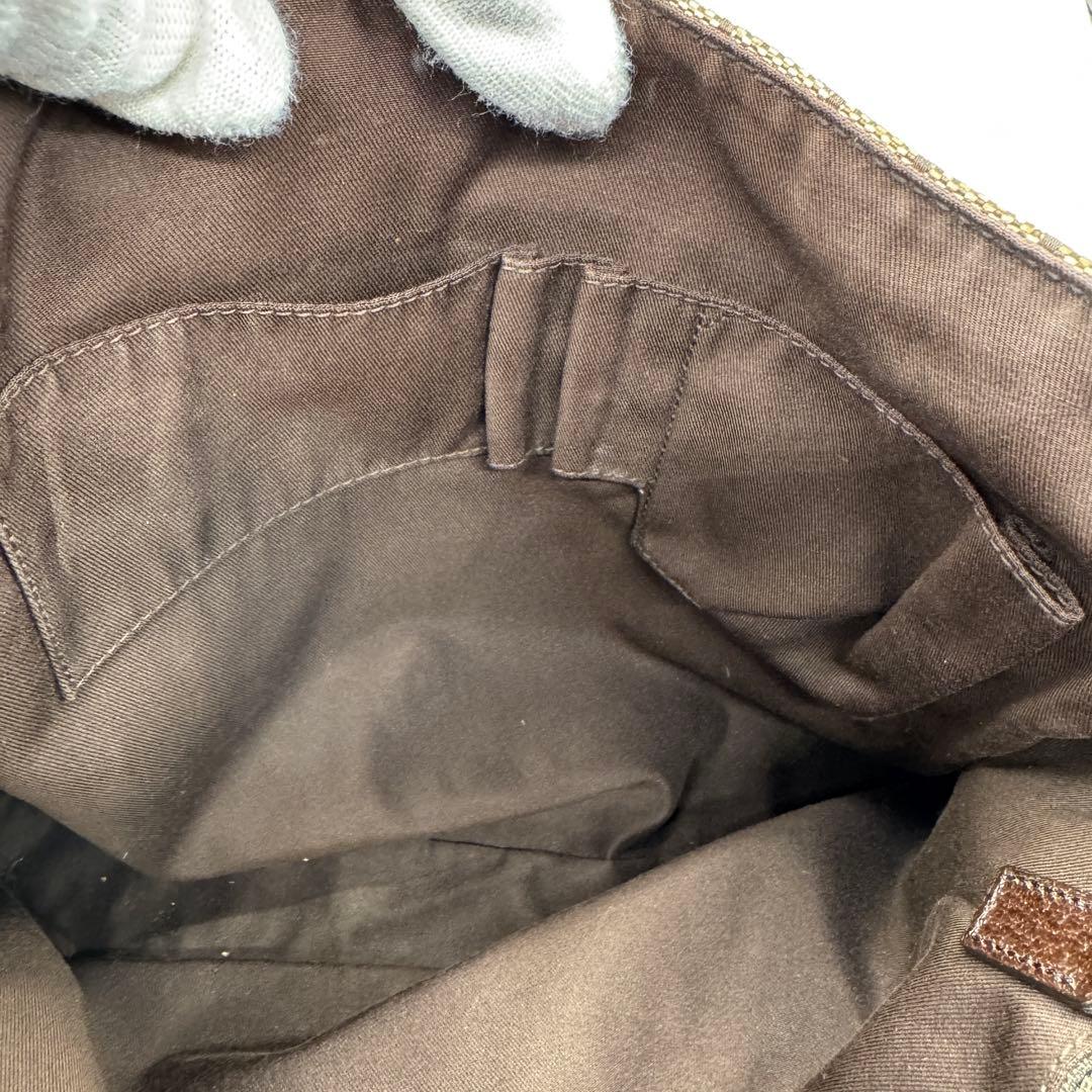 GUCCI グッチ　GGキャンバス　メッセンジャーバッグ　146236