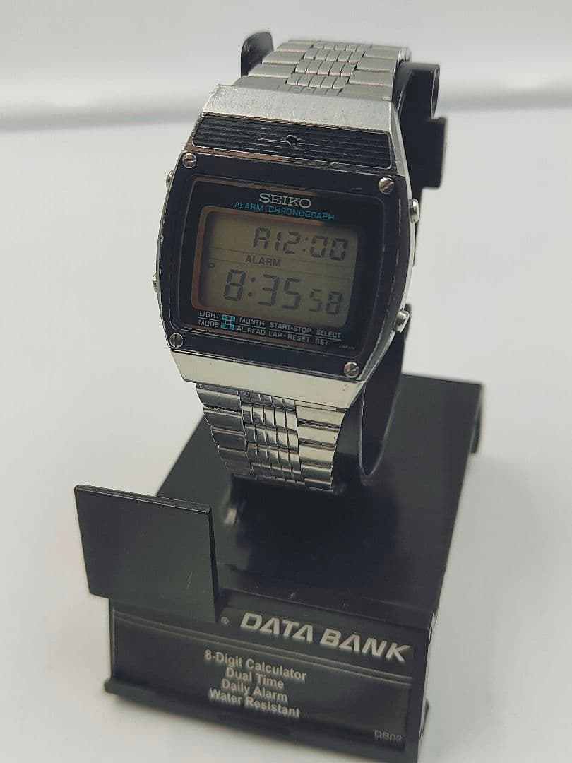 VINTAGE 1980's SEIKO A359-4000 デジタル腕時計