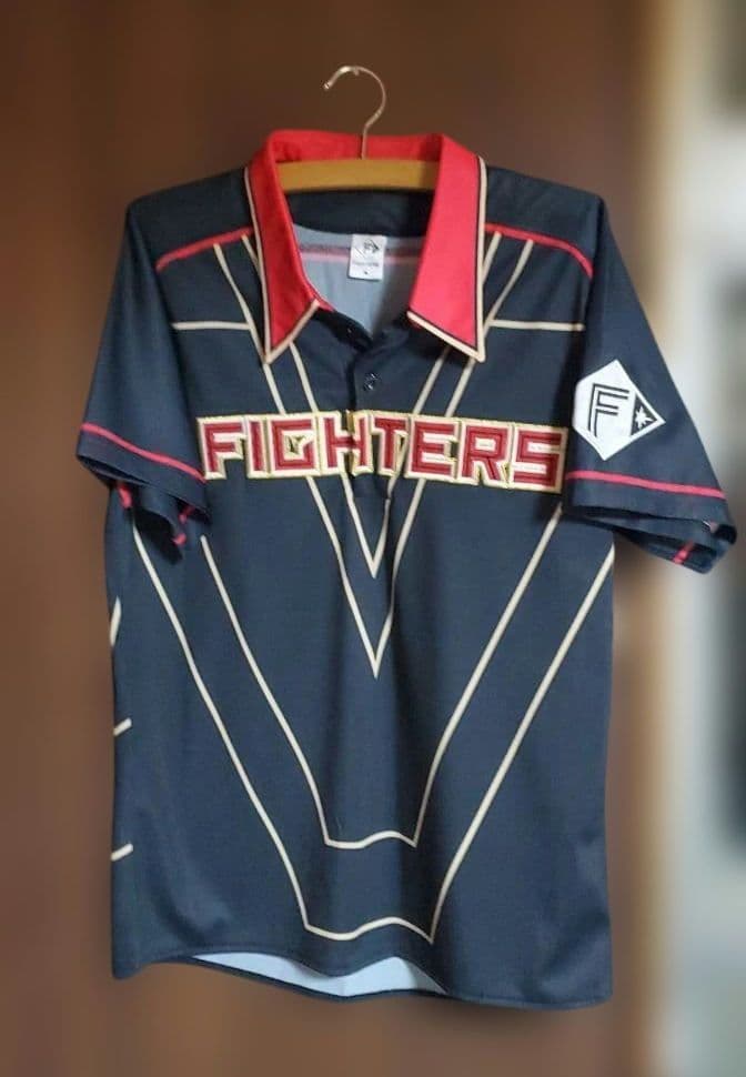 日ハム　新庄監督プロデュース ユニフォーム 吉田