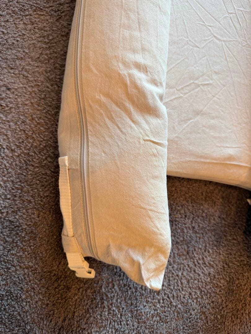 ドッカトット　DockATot Deluxe+