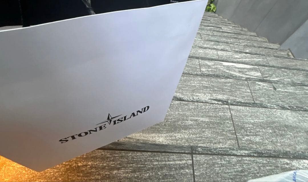 ストーンアイランド クルーネック トレーナー 黒