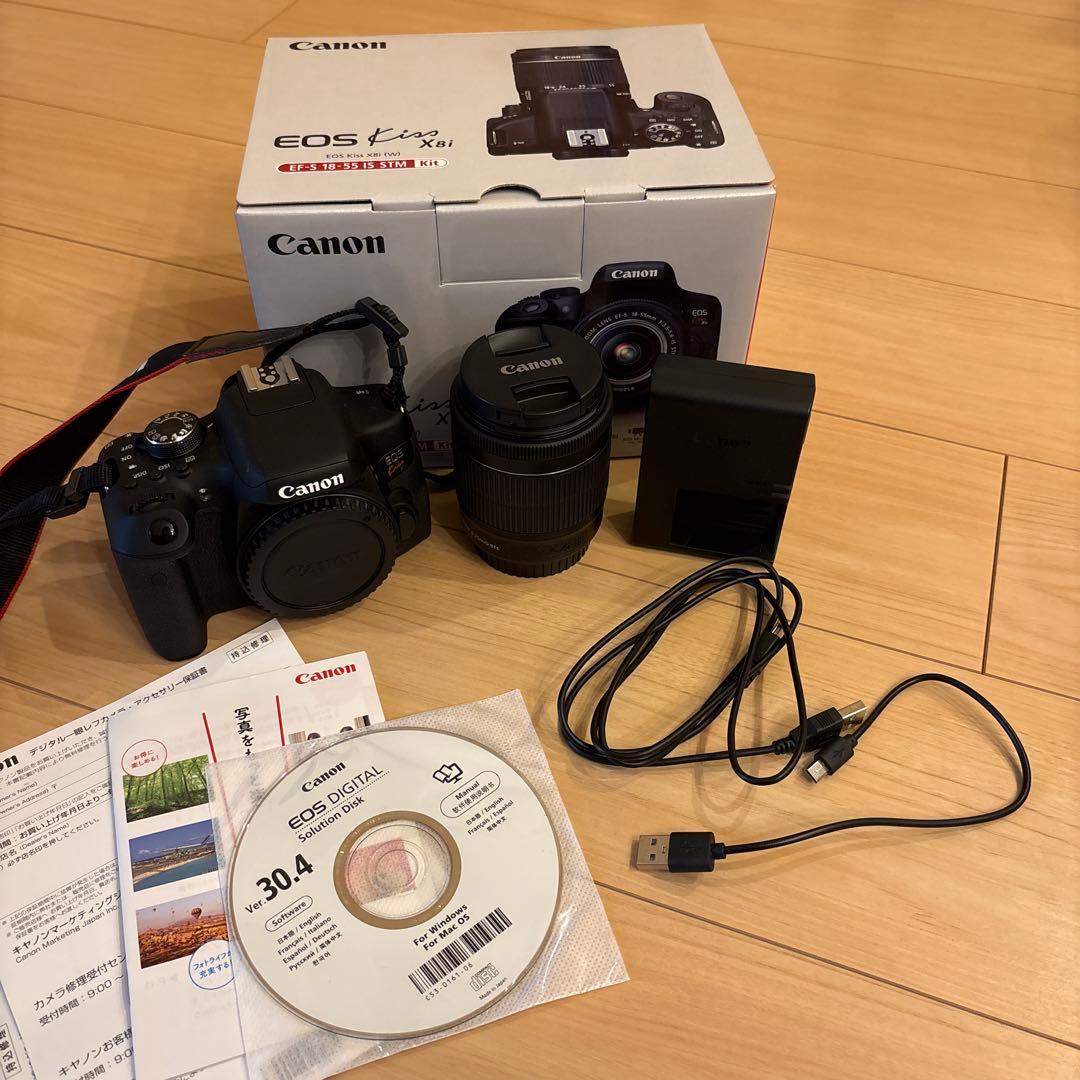 Canon EOS Kiss X8i デジタル一眼レフ