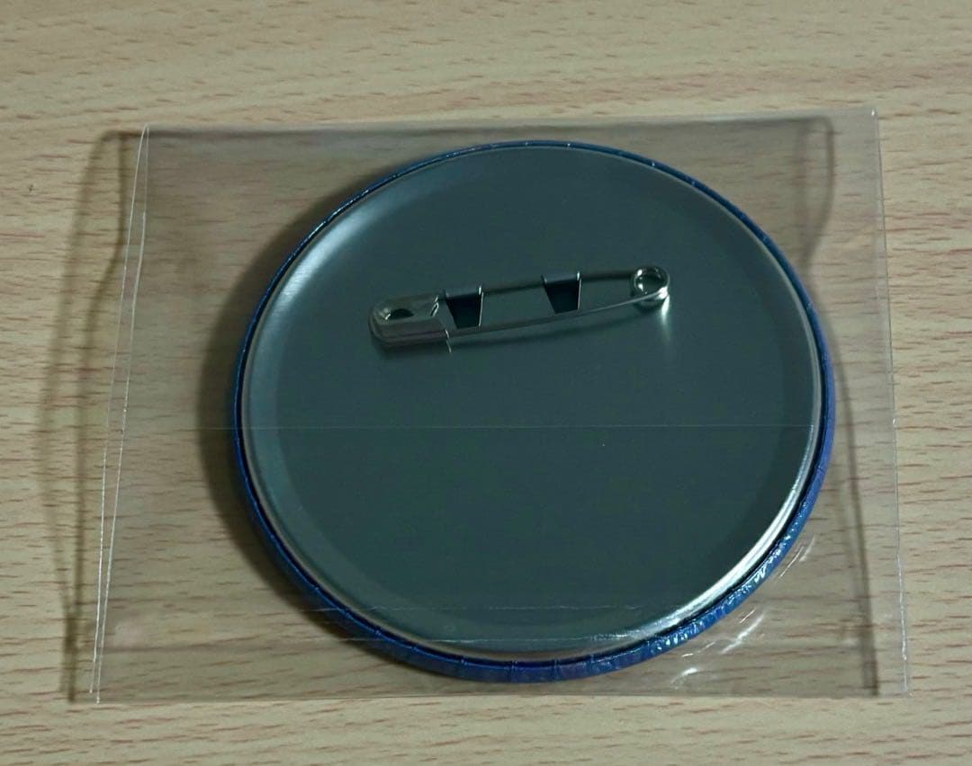 文豪ストレイドッグス 角川 太宰治 アニメガ ホログラム 缶バッジ