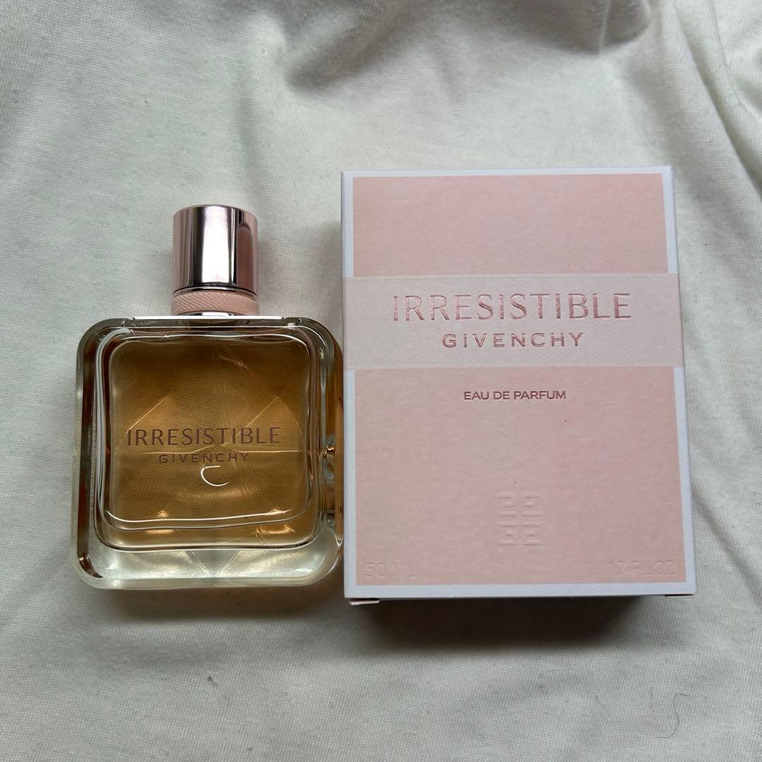 ジバンシイ イレジスティブル オーデパルファム50ml 箱・ショッパー・おまけ付