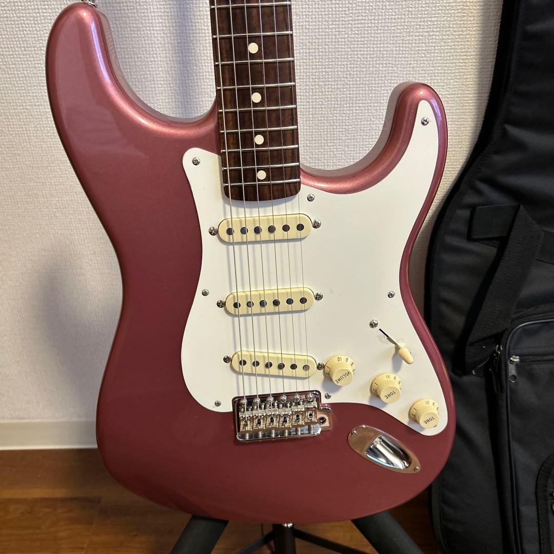 Fender Stratocasterチャーモデル
