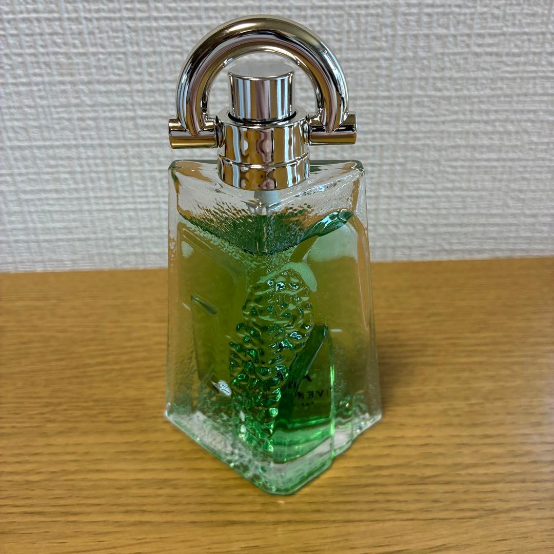 廃盤　ジバンシィ　パイ　フレッシュオム