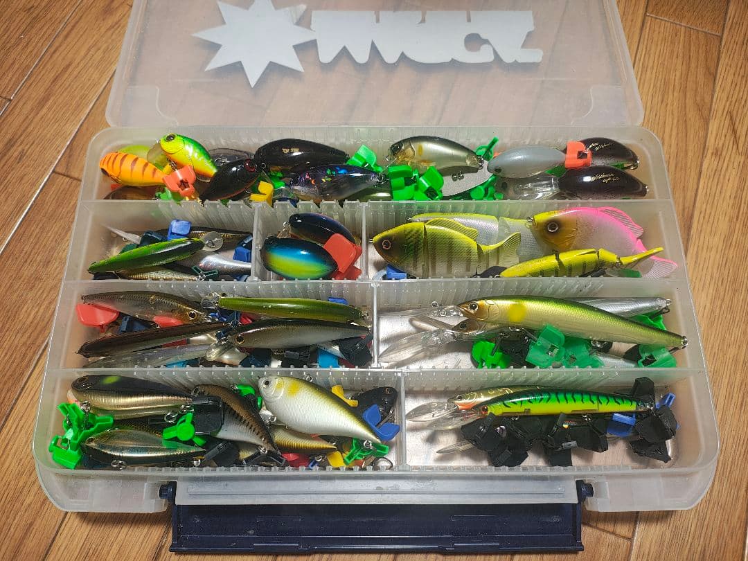 ●バス釣りルアー大量■プラグ＆ワーム■まとめ売り■引退セット■大量！■初心者
