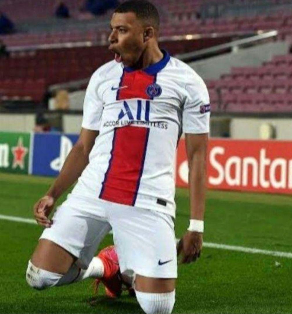 新品/未使用/正規品【パリサンジェルマン オーセンティック ユニフォーム】L