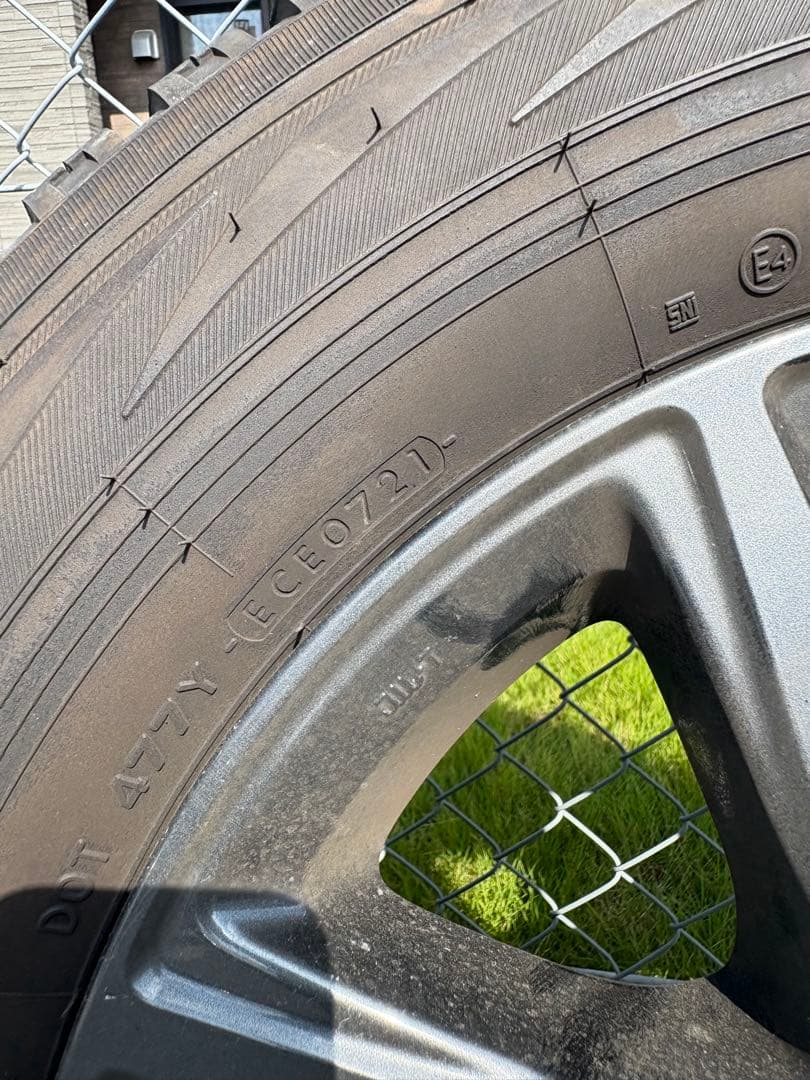 ハイラックス 純正　ホイールセット　265/65r17