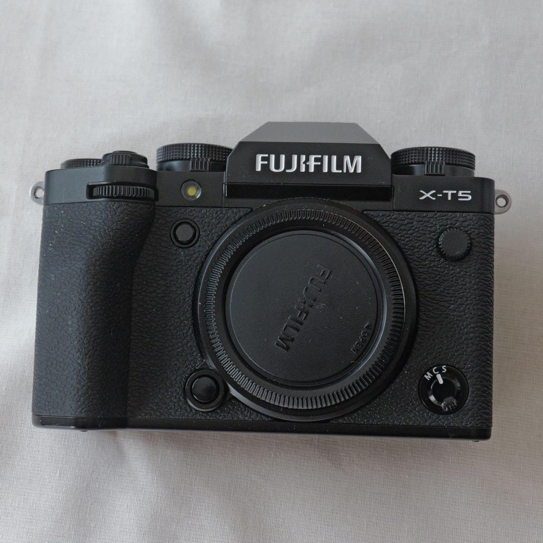 FUJIFILM (フジフイルム) X-T5 ボディ おまけ付き