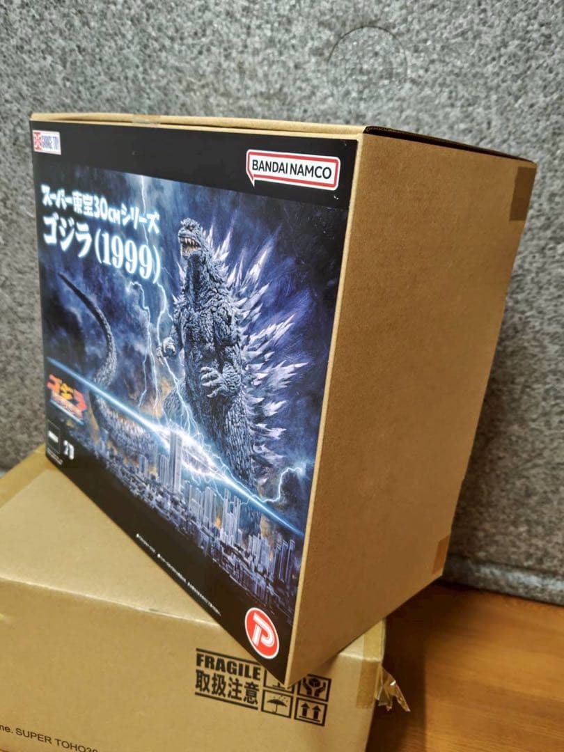 スーパー東宝３０ｃｍシリーズ ゴジラ(１９９９）未開封、新品