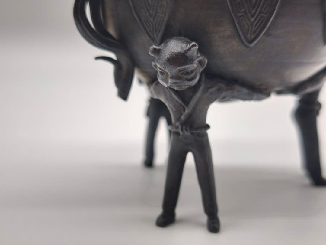 織田幸銅器 須賀月芳作 青銅製 香炉 玉型 霊芝耳 唐子足 螺鈿模様