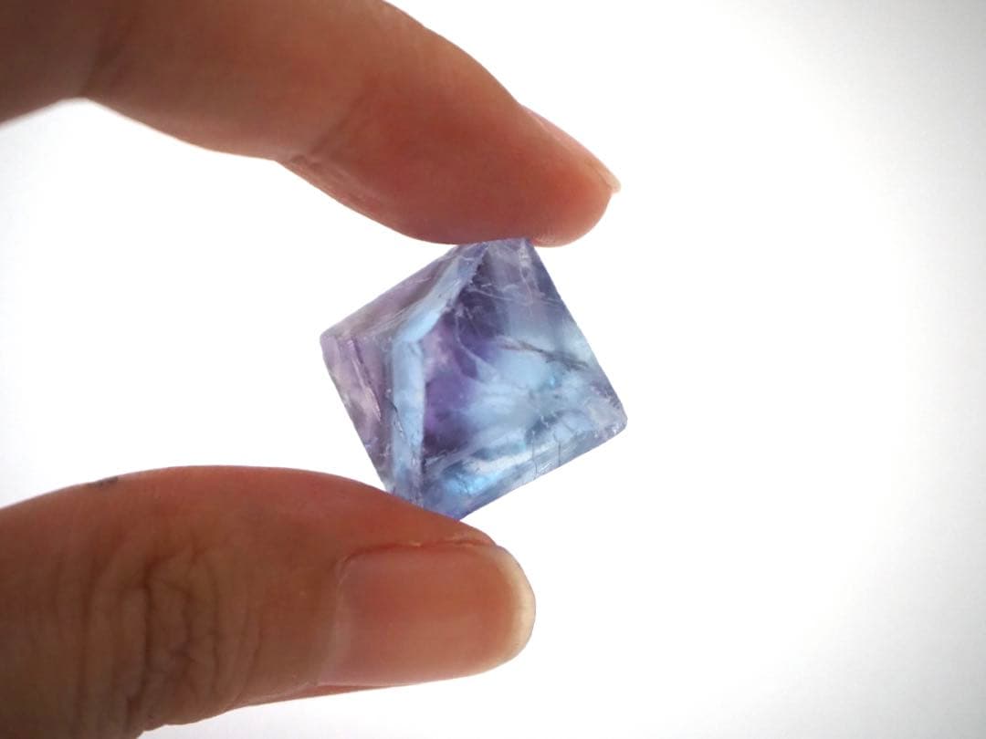 フローライト　八面体　イリノイ産　蛍石　天然石　原石　鉱物標本　鉱石 【C3】