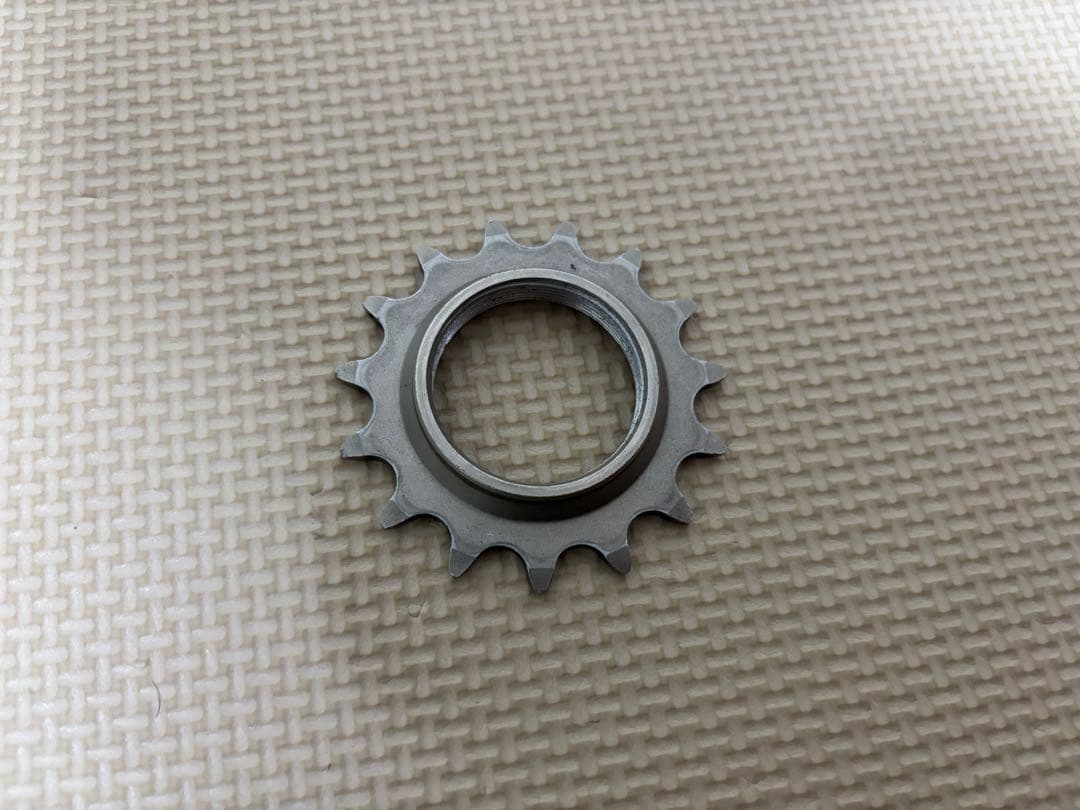 スギノ　小ギア 15T GIGAS NJSマーク有　#001