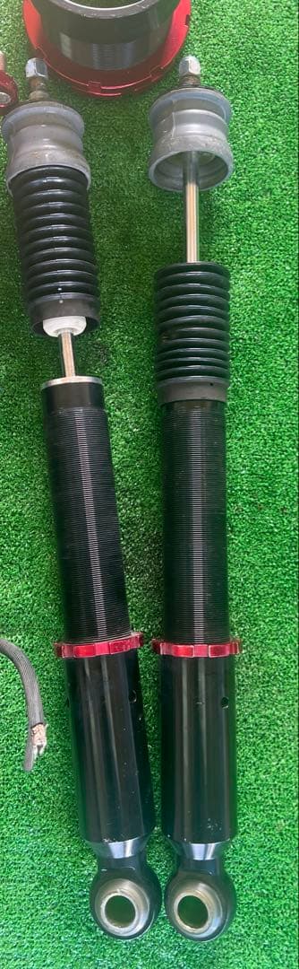 Largus 30プリウス 車高調