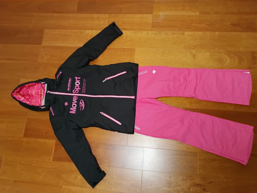 美品！DESCENTE スキーウエア　165cm前後