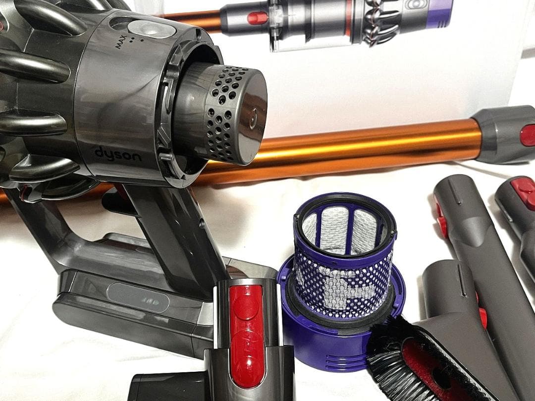 お買い得！Dysonダイソン　サイクロンクリーナーSV12/V10良品