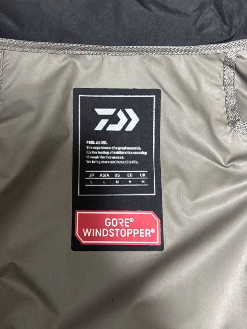 ダイワトーナメントゴア(R)ウィンドストッパー(R)プロダクトジャケット