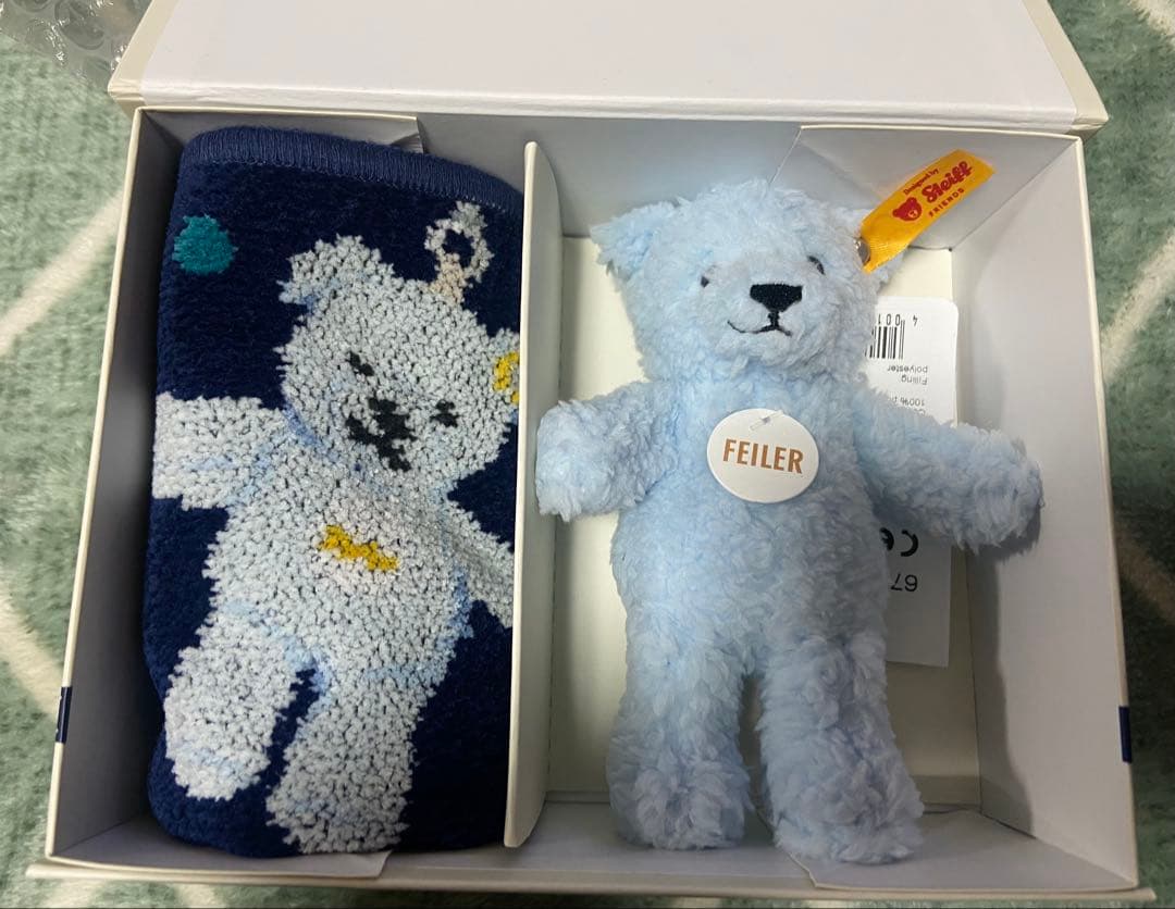 フェイラー　シュタイフコラボ　ハンカチ＆テディベアキーリングスセット★