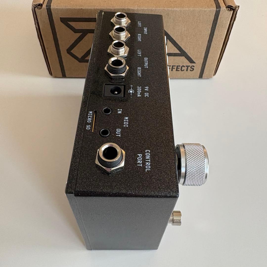 Empress Effects Zoya エフェクター