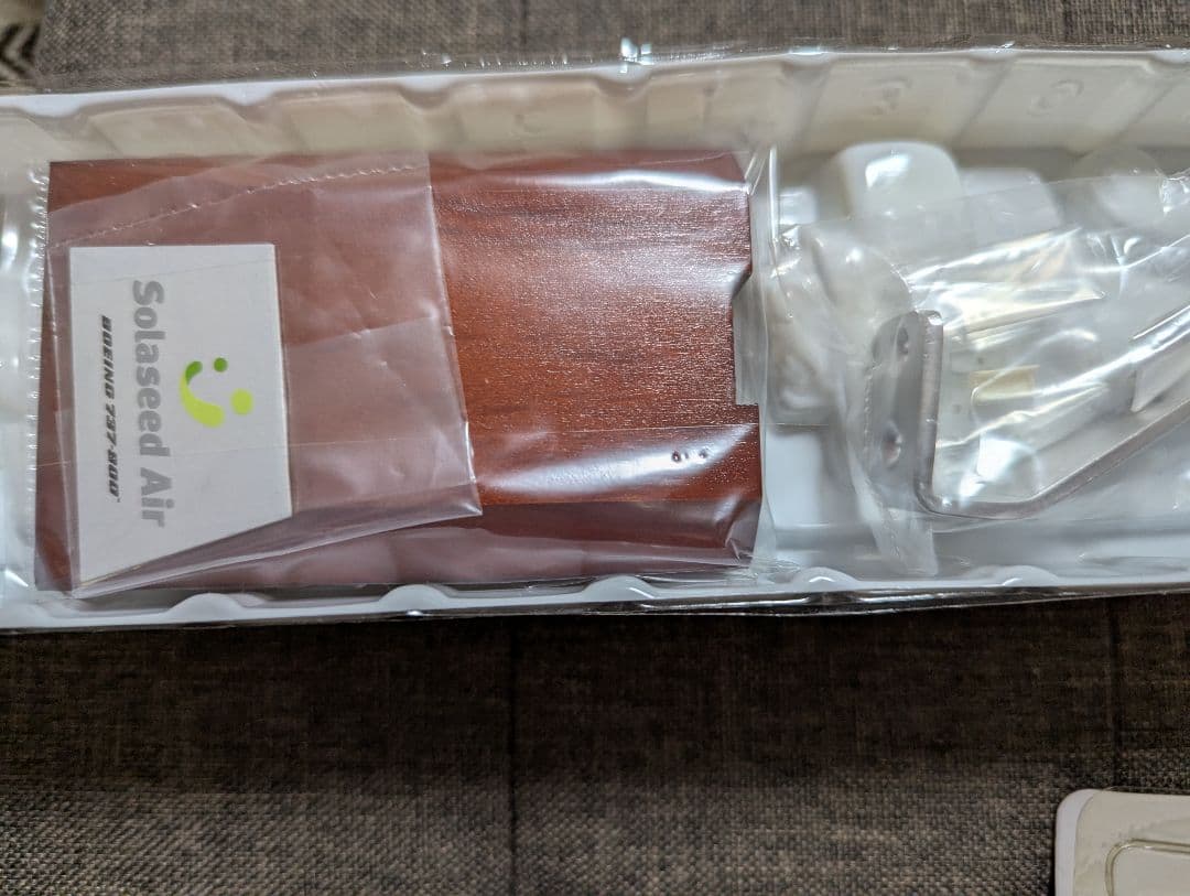 【新品】　ソラシドエア　BOEING 737-800　1:200　モデ