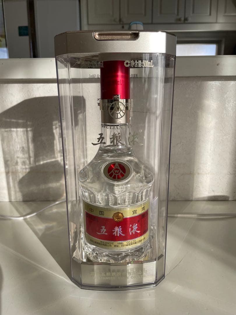 新品　五粮液 500ml 52度 Wu Liang YE 白酒 五糧液