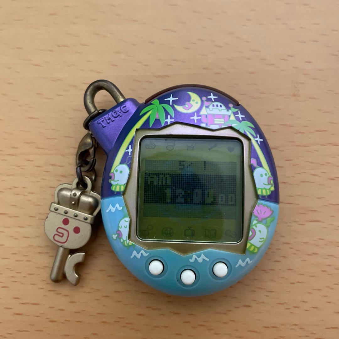 【希少】夢のロイヤルふぁみりー たまごっちプラス ロイヤルビーチ　説明書付き